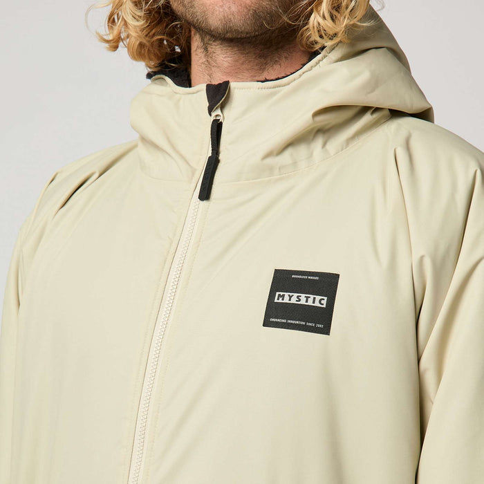 Wasserdichter Teddy gefütterter Poncho Explore Sand L-XL Mystic 35018_240400_705_LXL